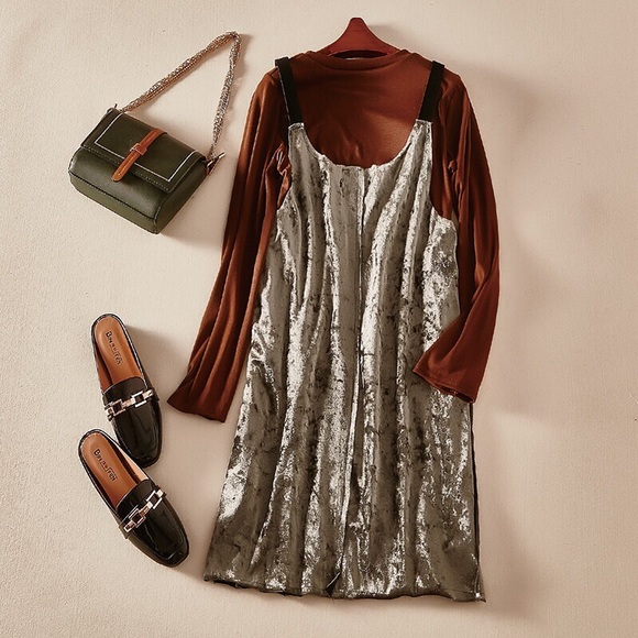 Two piece set - Gray velvet dress SOLD on depop! - Picture 2 of 3